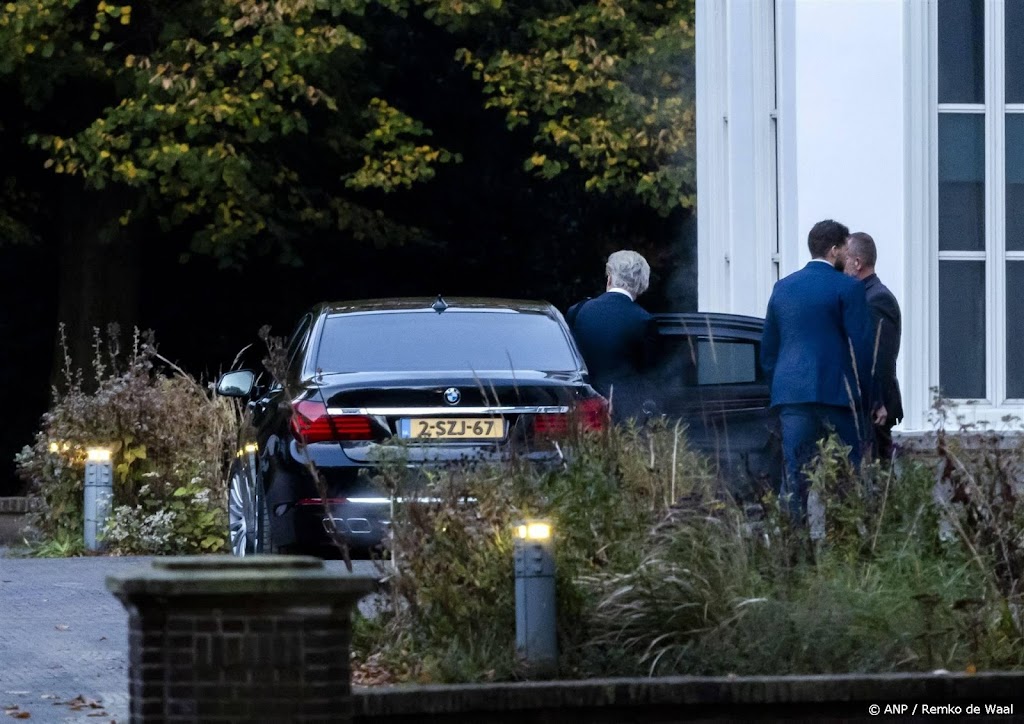 Coalitieleiders praten weer over asielmaatregelen 