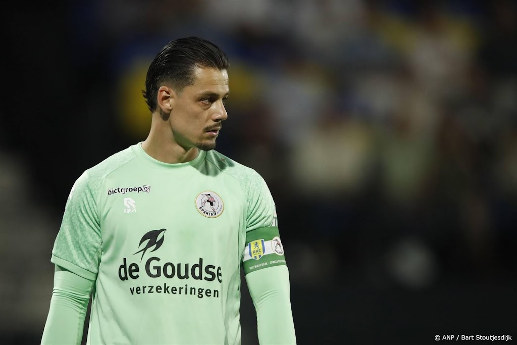 Doelman Olij verlengt contract bij Sparta tot medio 2028 