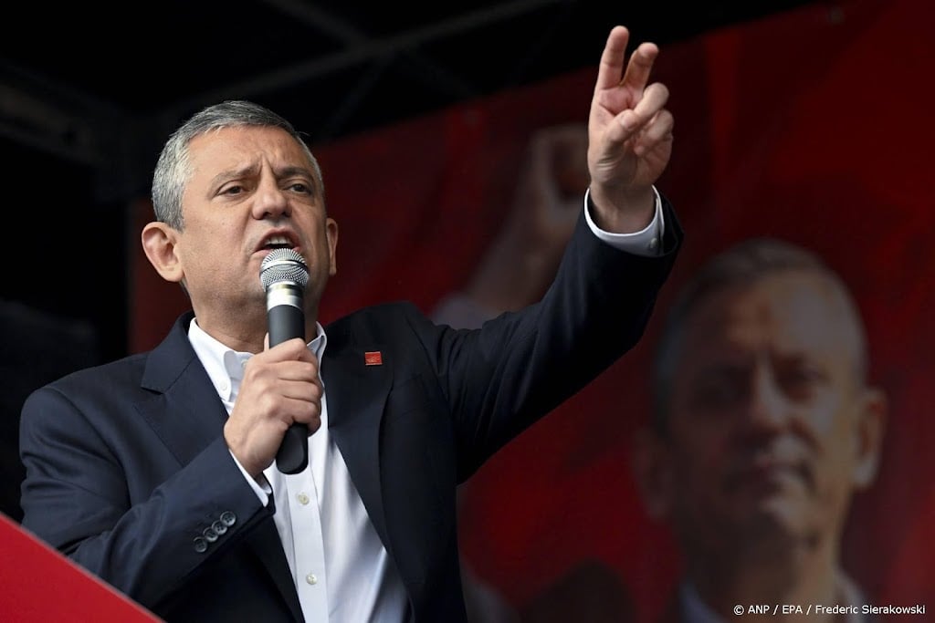 Turkse rechtbank stopt rechtszaak tegen oppositie