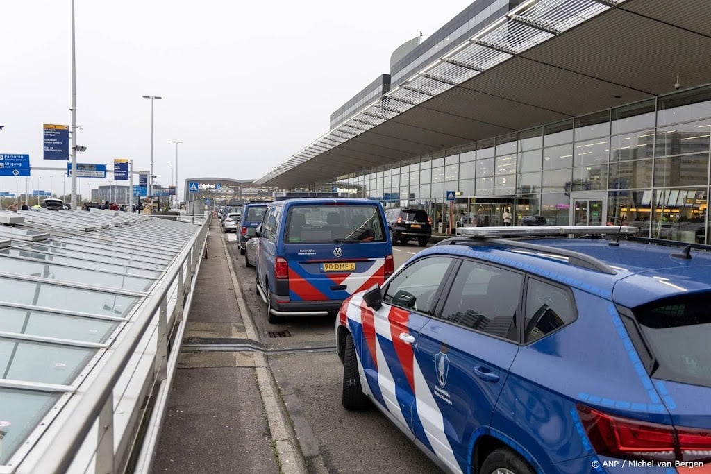 In totaal 76 XR-demonstranten aangehouden op Schiphol