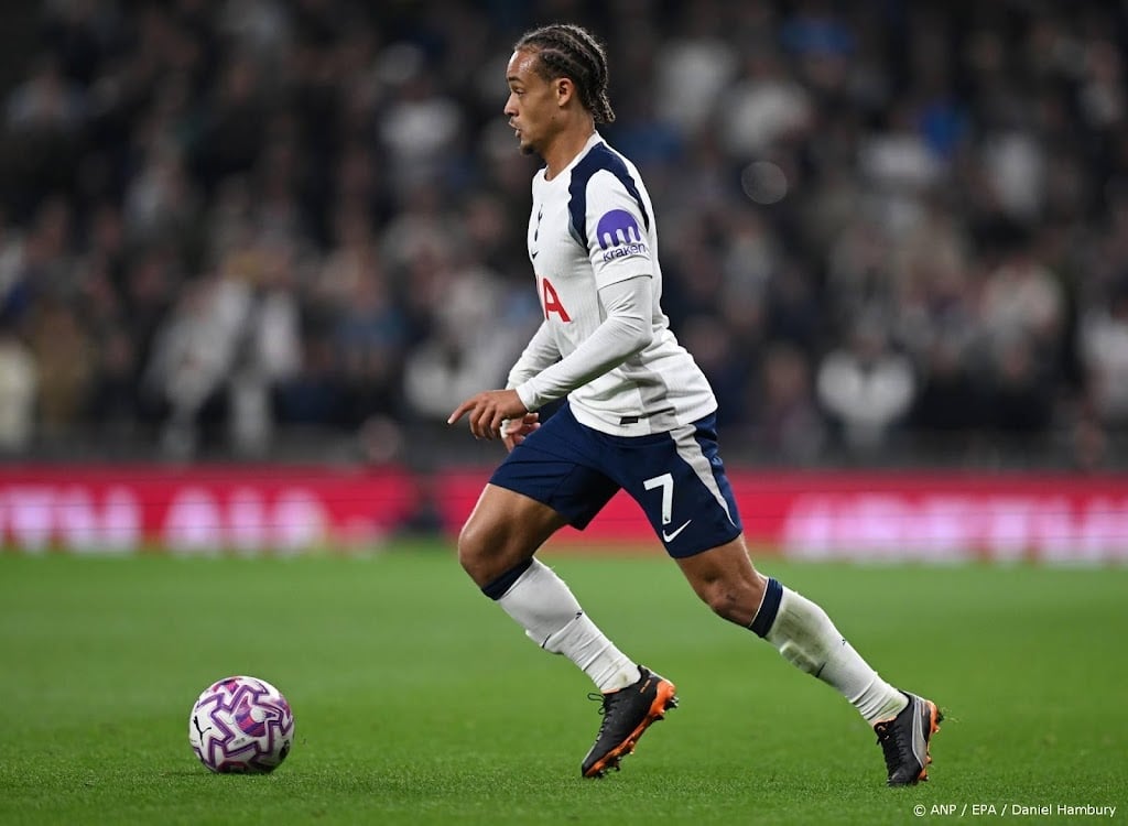 Trainer Tottenham wil dat Simons met meer intensiteit gaat spelen