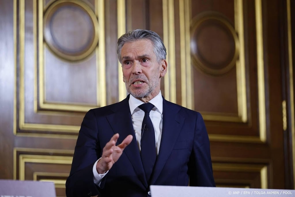 Schoof: EU moet sancties opleggen aan Russische oliebedrijven