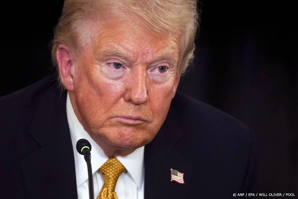 CNN: Trump overweegt aanvallen op drugsfaciliteiten in Venezuela