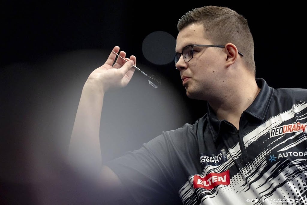 Titelverdediger Van Veen vroeg uitgeschakeld op EK darts