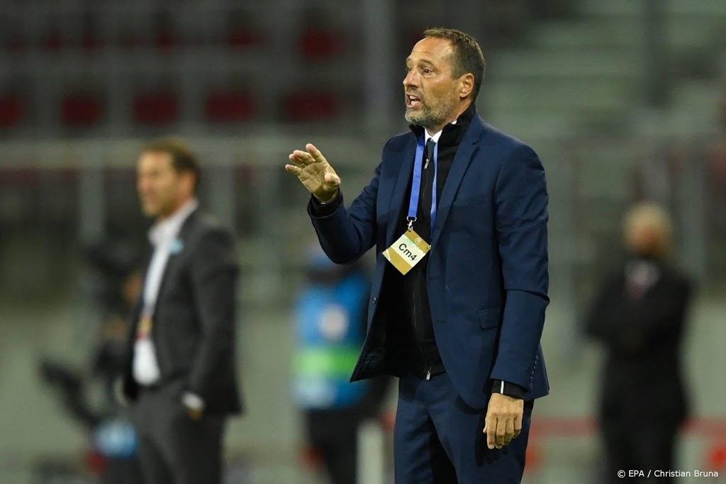Griekse bondscoach Van 't Schip test positief op corona