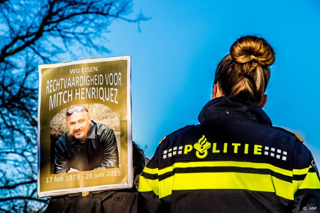 Advies: straf agent fatale arrestatie Mitch Henriquez zo laten