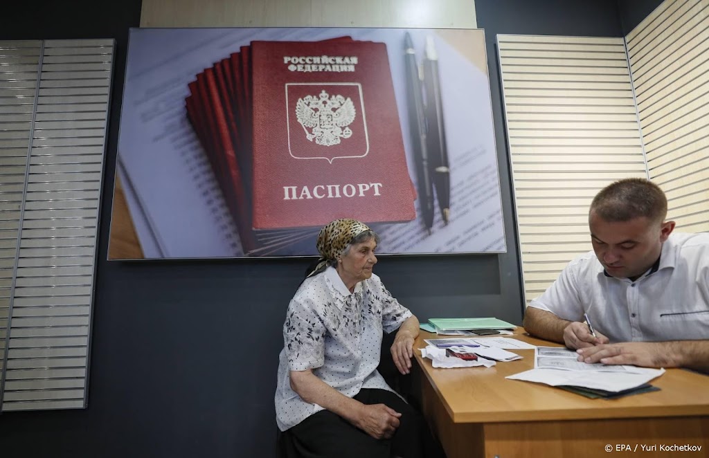 Moskou: meer dan 80.000 paspoorten verstrekt in bezet gebied