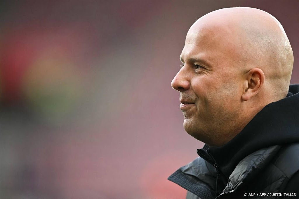 Slot ontsnapt dankzij hands Sugawara aan puntenverlies Liverpool