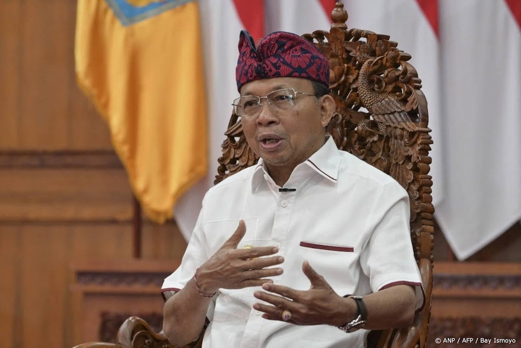 Bekritiseerde lift op eiland bij Bali moet worden afgebroken