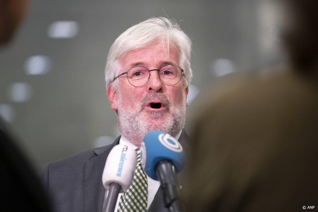 Burgemeester Terneuzen stapt op om onenigheid over azc-vergunning