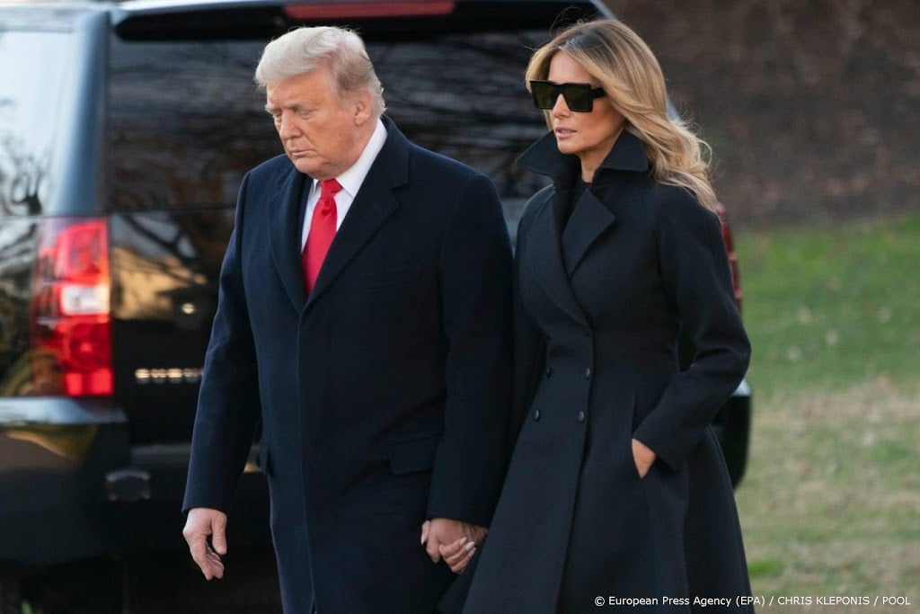 President Trump verleent gratie aan oud-campagneleider Manafort