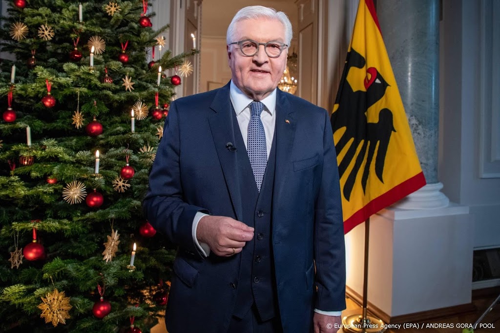 Duitse president ziet licht aan einde van coronatunnel