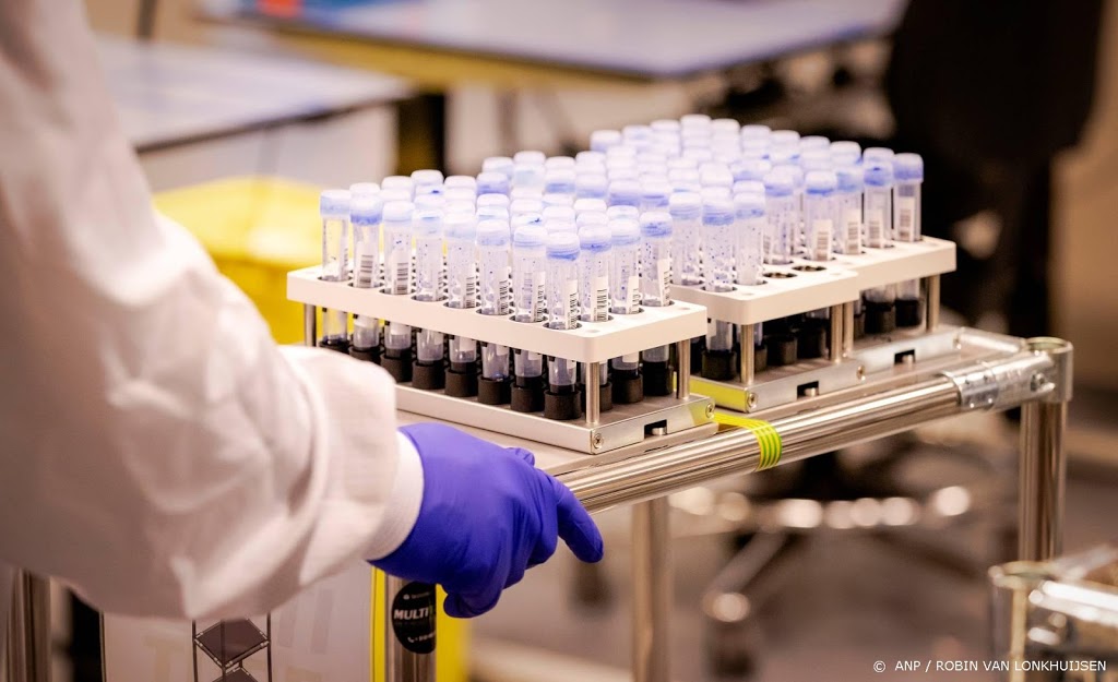 RIVM registreert fors meer nieuwe coronabesmettingen