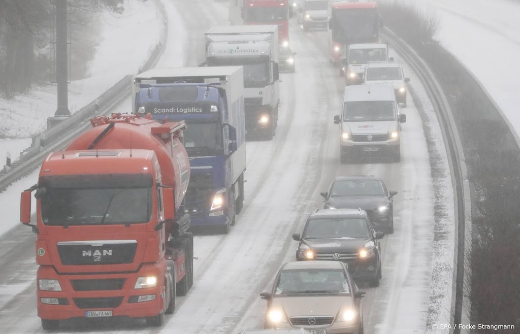 Doden en honderden ongelukken op Duitse wegen door winterweer