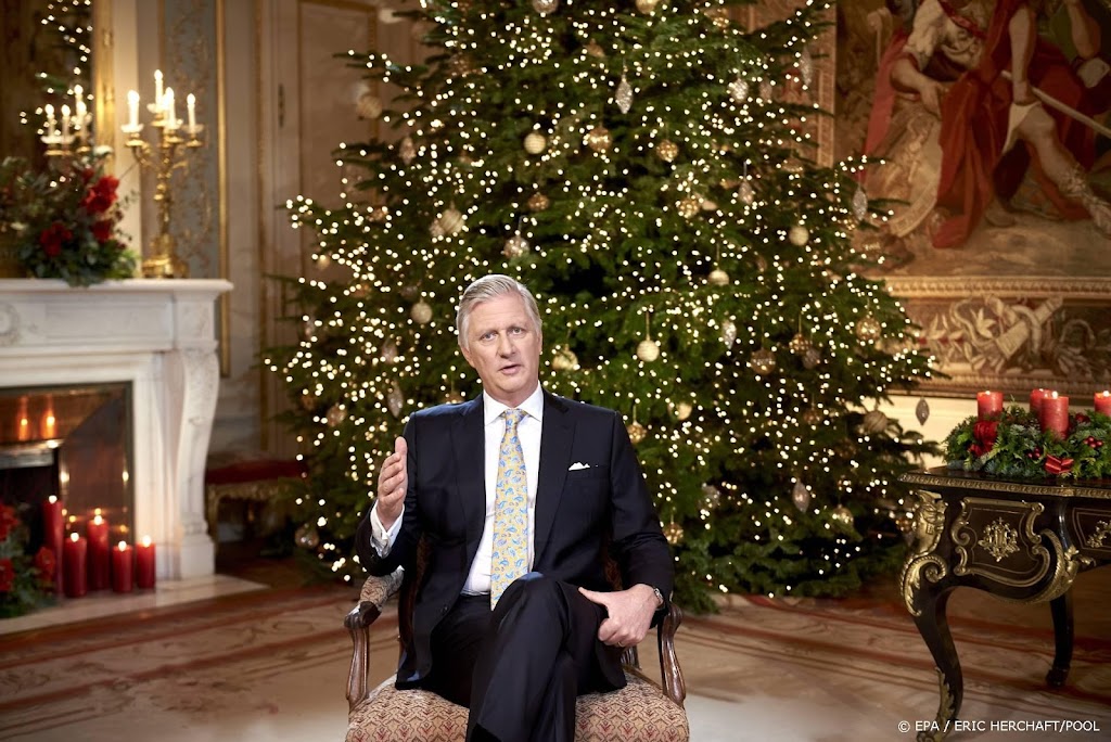 Koning België kaart trage herstel na watersnood aan in kerstrede