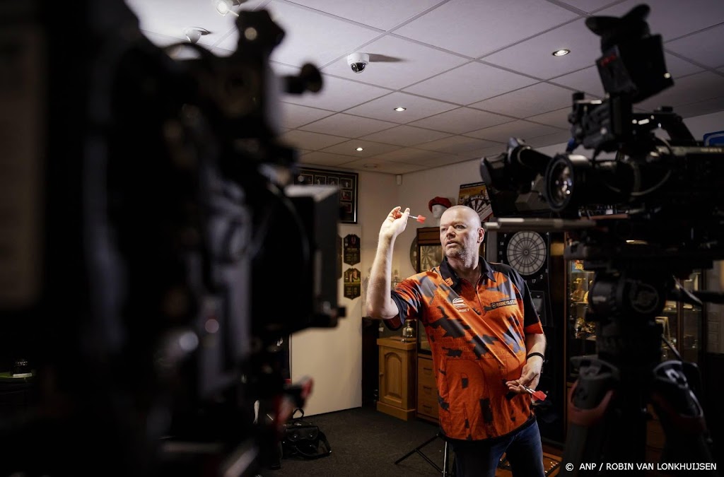 Darter Van Barneveld bedankt fans en wil sterker terugkomen