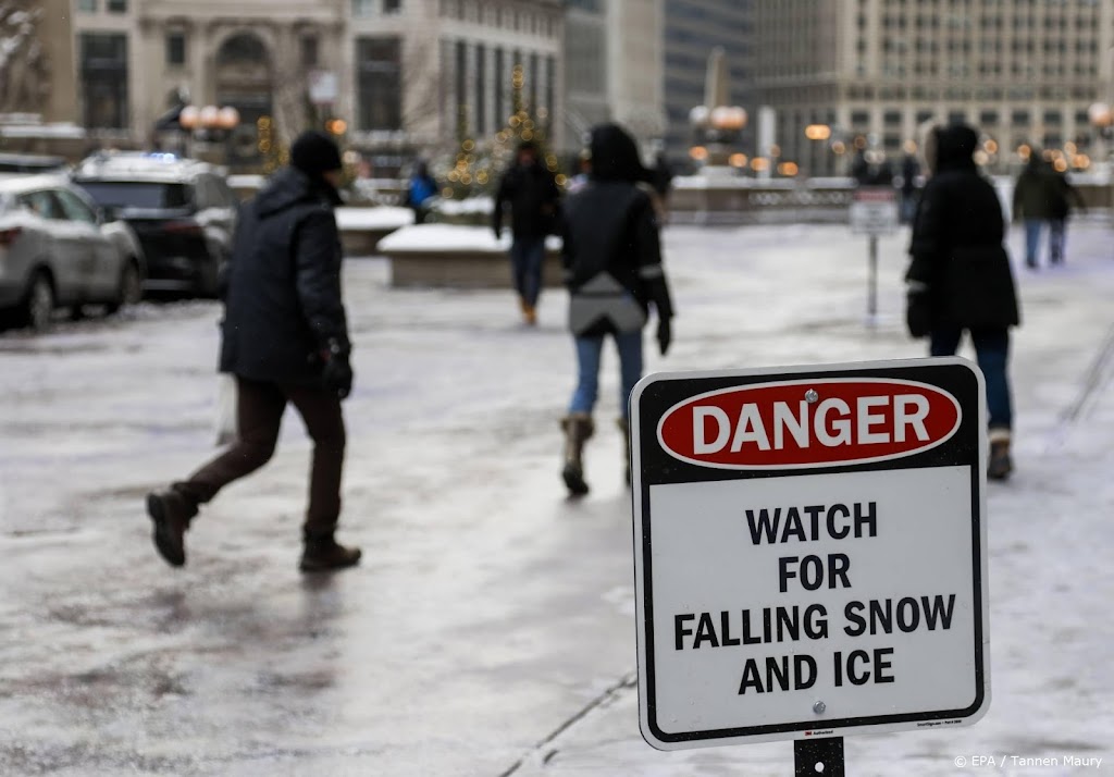 Duizenden vluchten geschrapt wegens winterweer in Canada en VS
