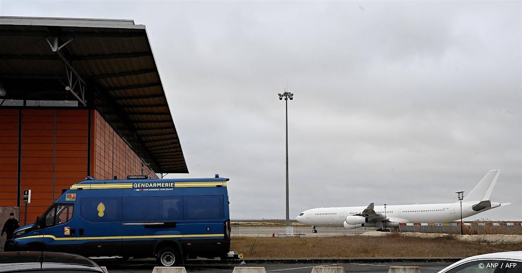 AFP: deel passagiers 'smokkeltoestel' Frankrijk vraagt asiel aan