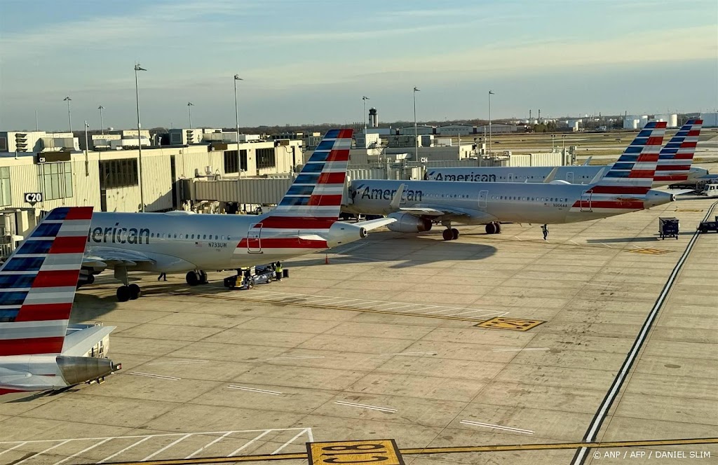 American Airlines houdt alle vliegtuigen aan de grond in VS
