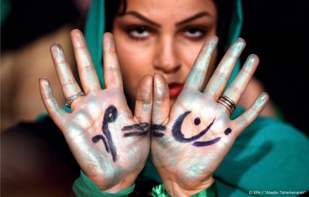 Iran wil hoge aantal echtscheidingen terugdringen