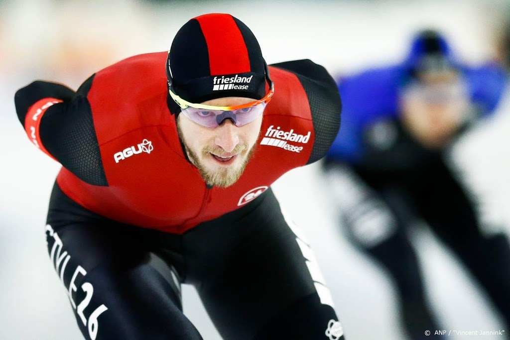 Blokhuijsen leidt na eerste schaatsdag op NK allround