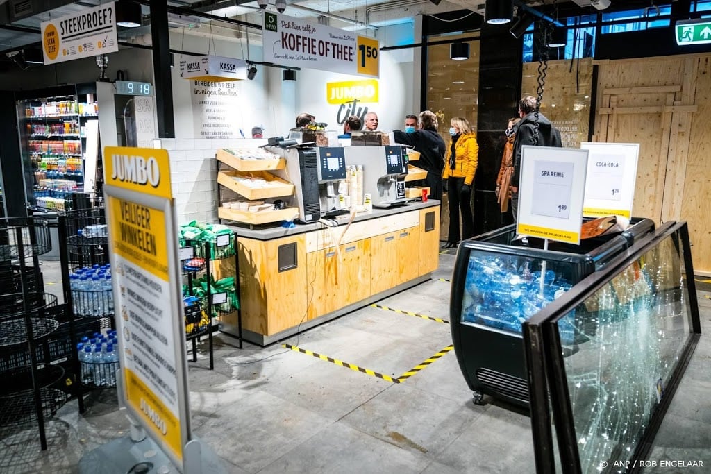 Jumbo: erg geschrokken van schade aan winkel Eindhoven Centraal