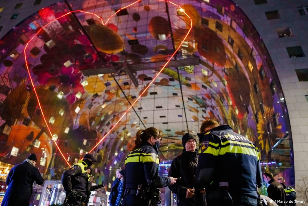 5765 mensen bekeurd voor niet naleven avondklok