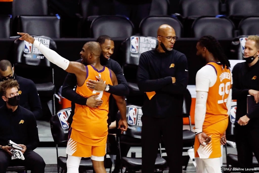 Basketballers Phoenix ook te sterk voor Utah
