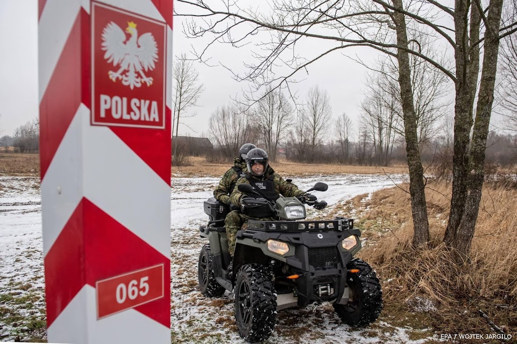 Polen begint aan bouw permanente muur langs grens Belarus