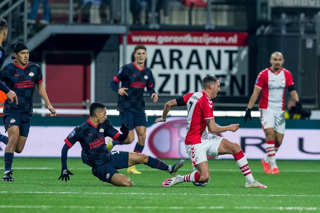 FC Emmen lang zonder Mendes na harde overtreding Mauro Júnior