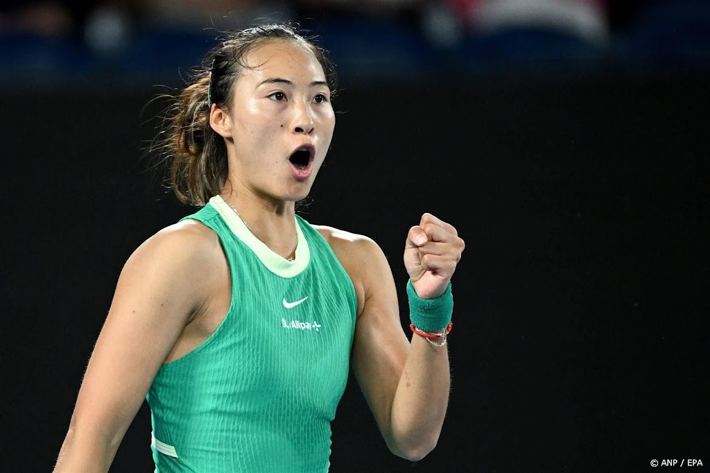 Zheng in haar eerste finale op Australian Open tegen Sabalenka