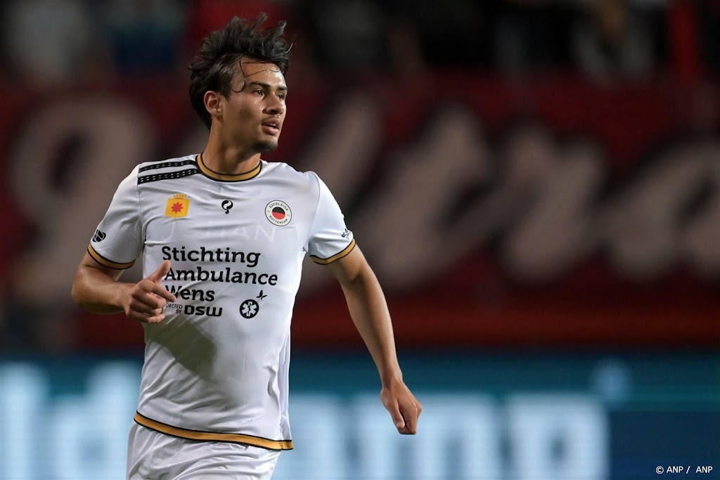 Sc Heerenveen huurt verdediger Tjoe-A-On van Swansea City
