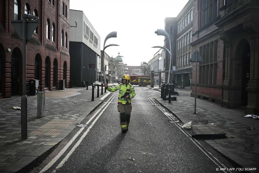 Ieren en Noord-Ieren nog massaal zonder stroom na storm Éowyn