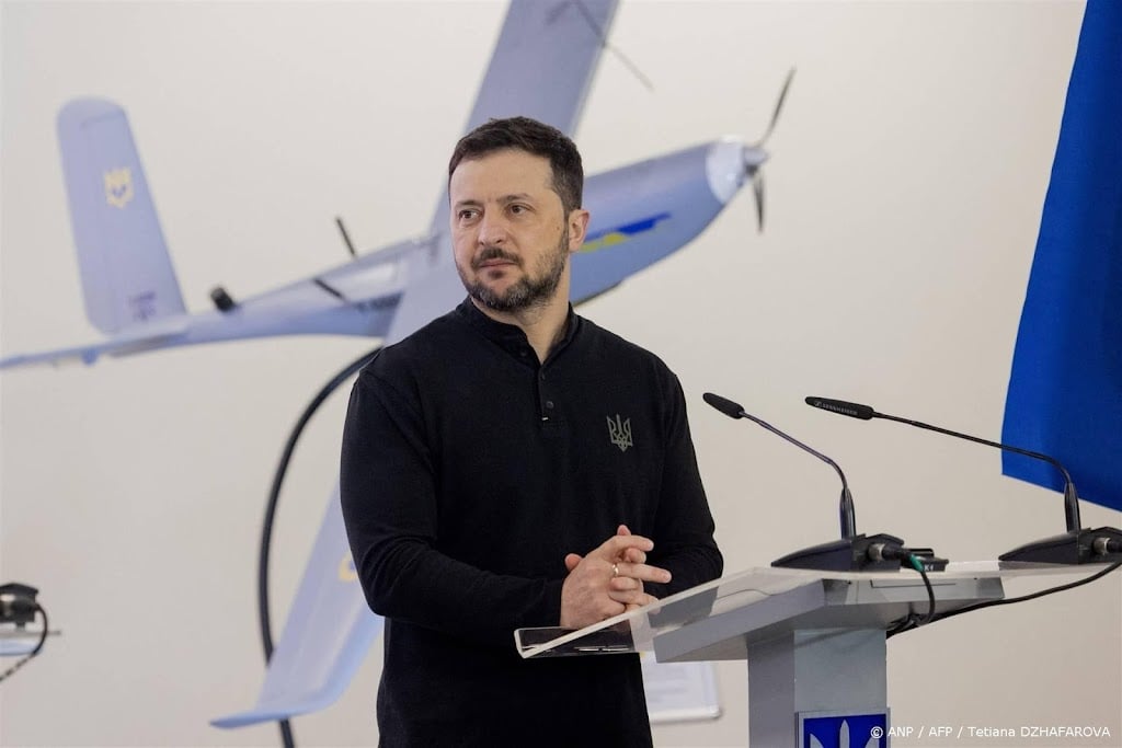 Zelensky: militaire steun VS aan Oekraïne niet stopgezet