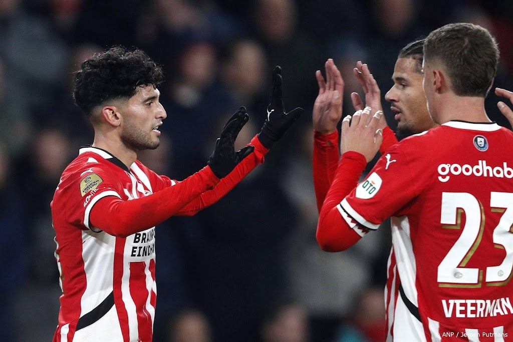 PSV boekt moeizame zege op NAC Breda