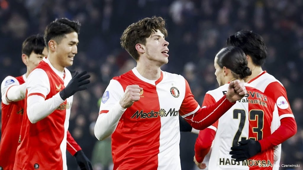 Feyenoord boekt tegen Heracles eerste competitiezege dit jaar