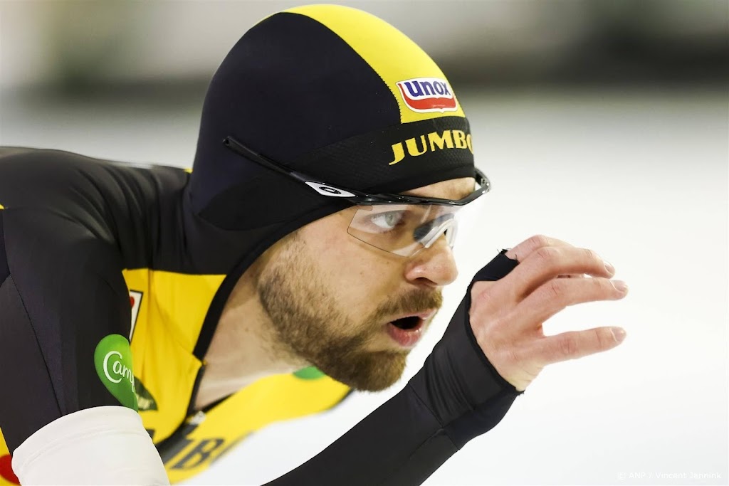 Huizinga behoudt na 1500 meter leiding op NK allround