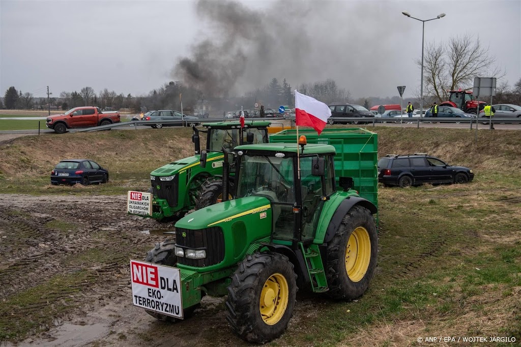 Opnieuw Oekraïens graan geloosd uit treinwagons in Polen