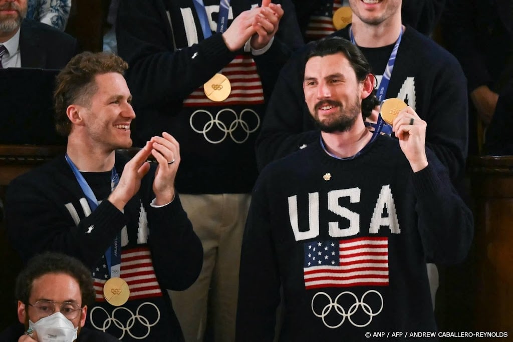 Trump geeft hoge onderscheiding aan olympische ijshockeyer