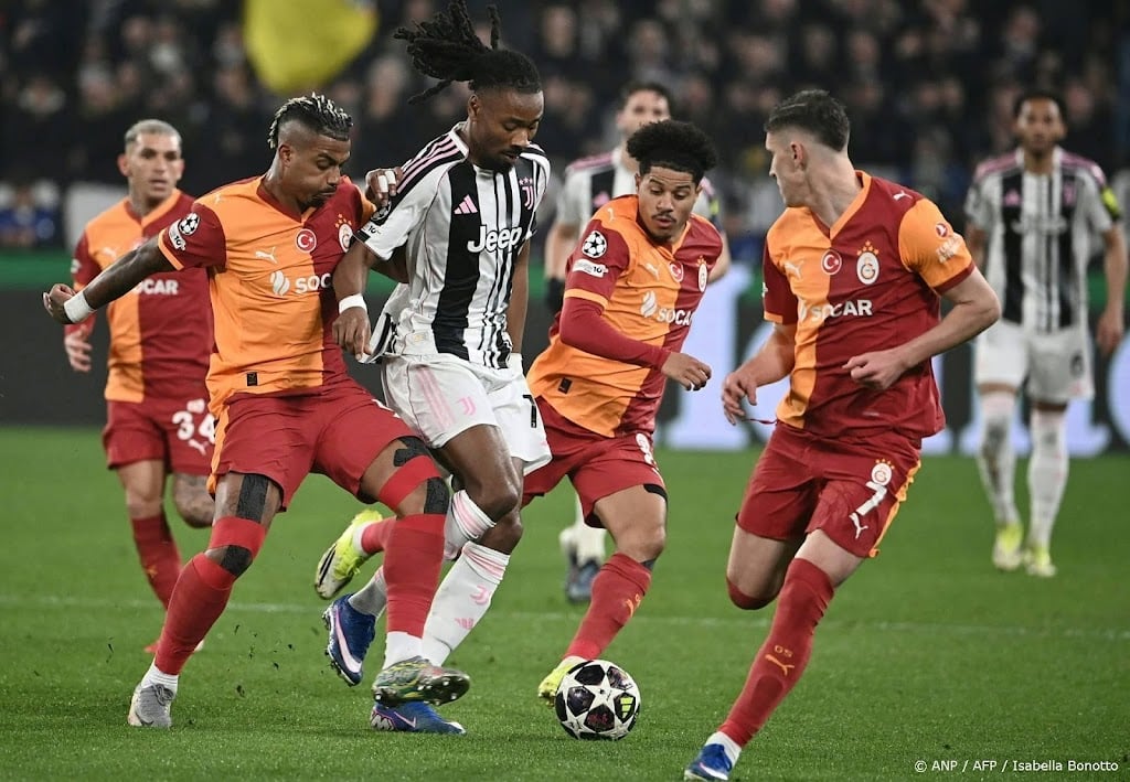 Galatasaray verspeelt ruime voorsprong en ontsnapt in verlenging