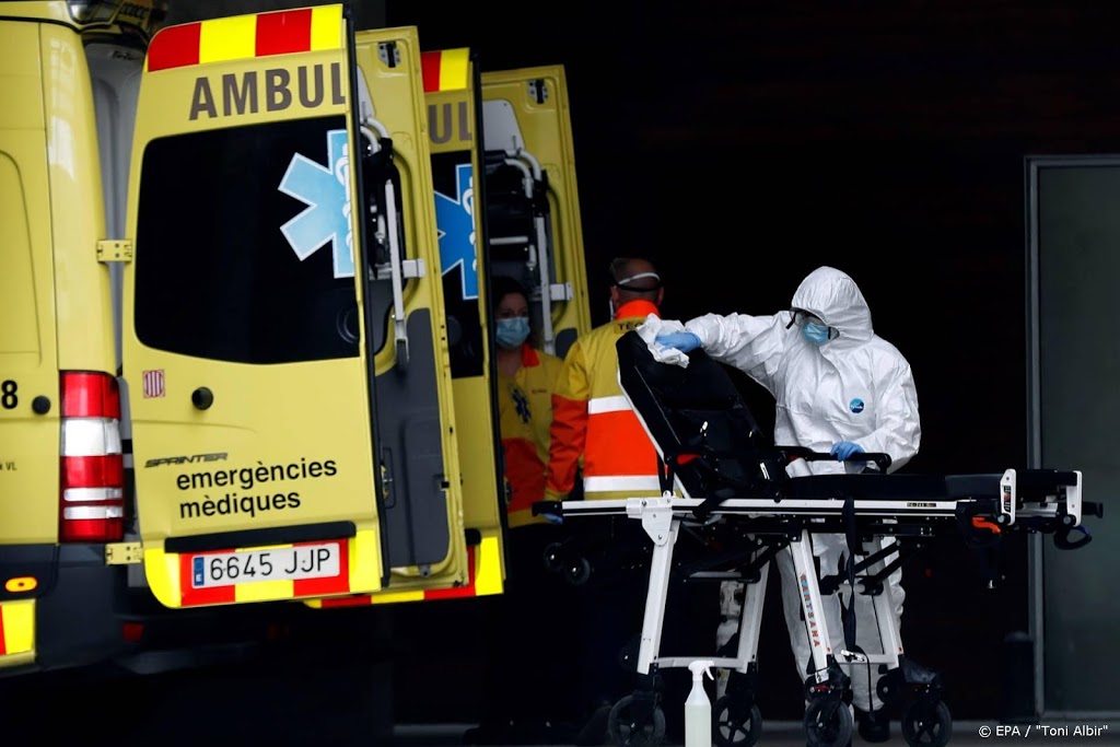 Ambulances met coronapatiënten aangevallen in Spanje