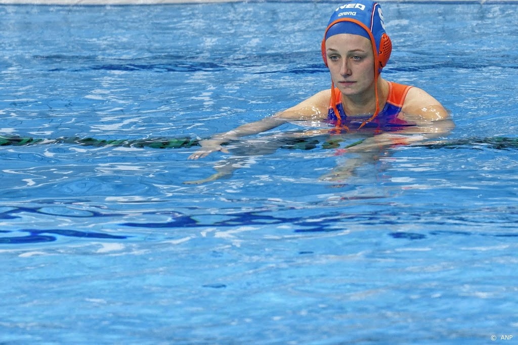 Waterpolosters verliezen in Hongarije nipt van Griekenland