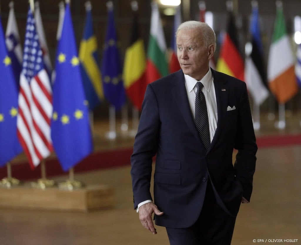 Biden brengt bezoek aan Polen en bespreekt Oekraïne