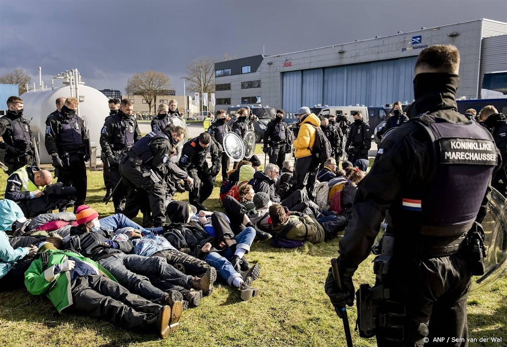 Op één na alle aangehouden demonstranten XR weer vrij