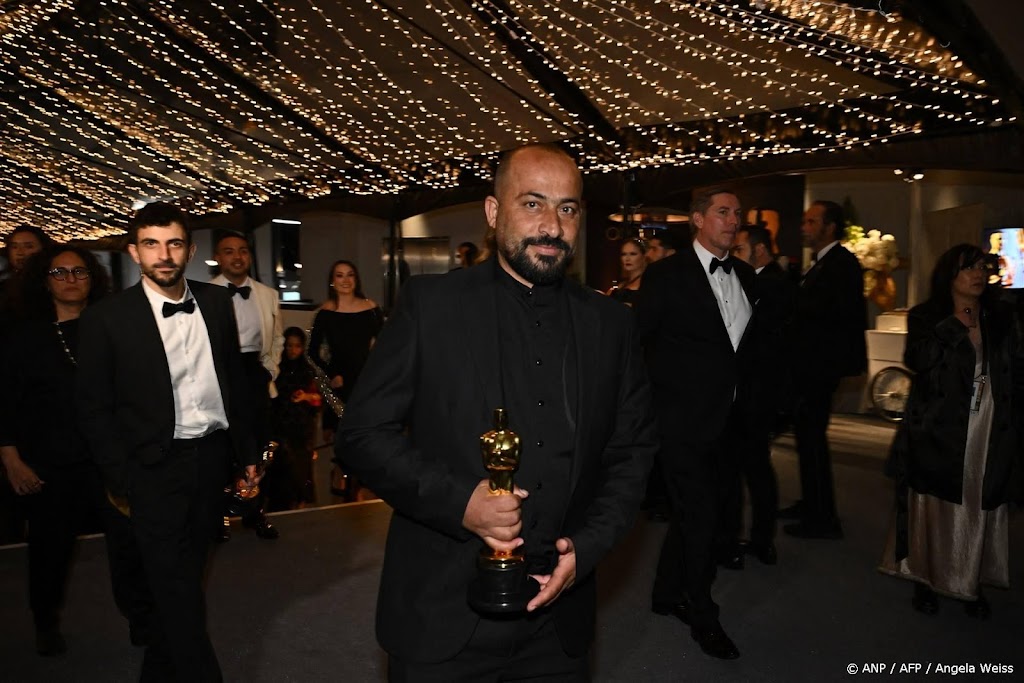 Palestijnse Oscarwinnaar Hamdan Ballal opgepakt door leger Israël