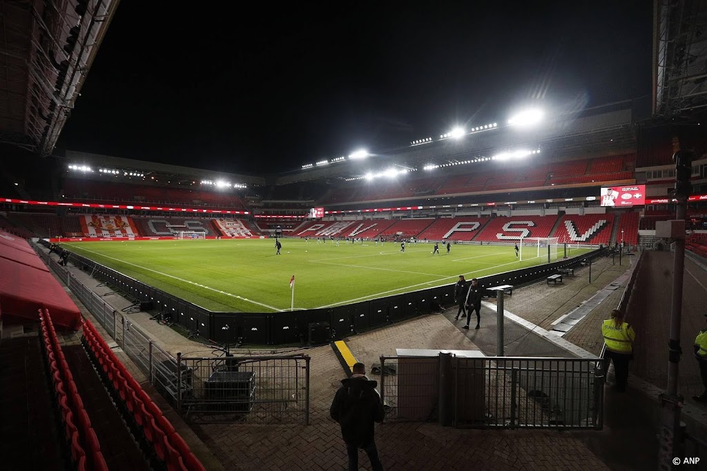 KNVB neemt contact op met PSV over speler met tuberculose