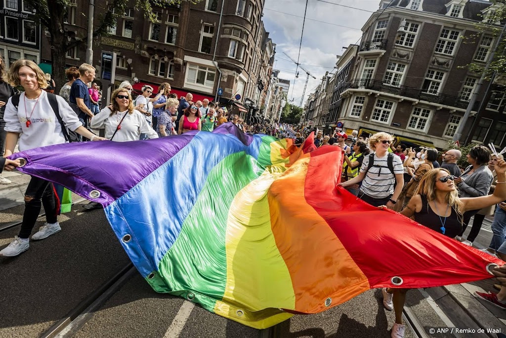 BuZa waarschuwt lhbtiq+'ers die naar VS reizen