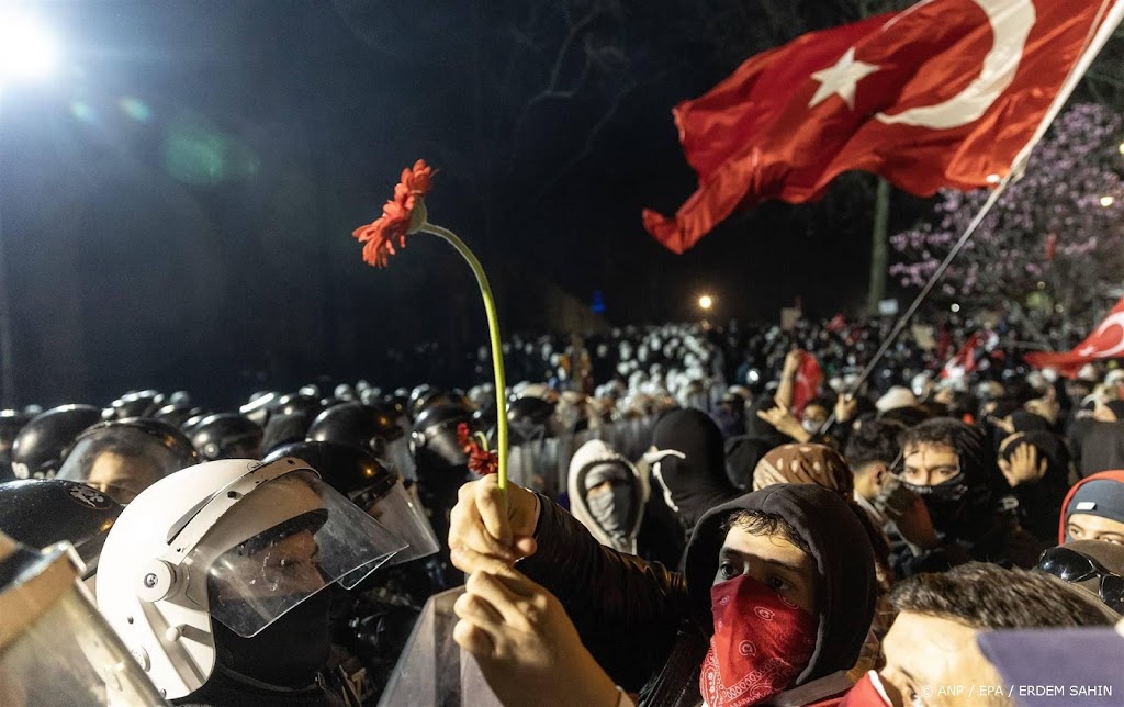 Ruim 1400 arrestaties sinds begin protestgolf in Turkije