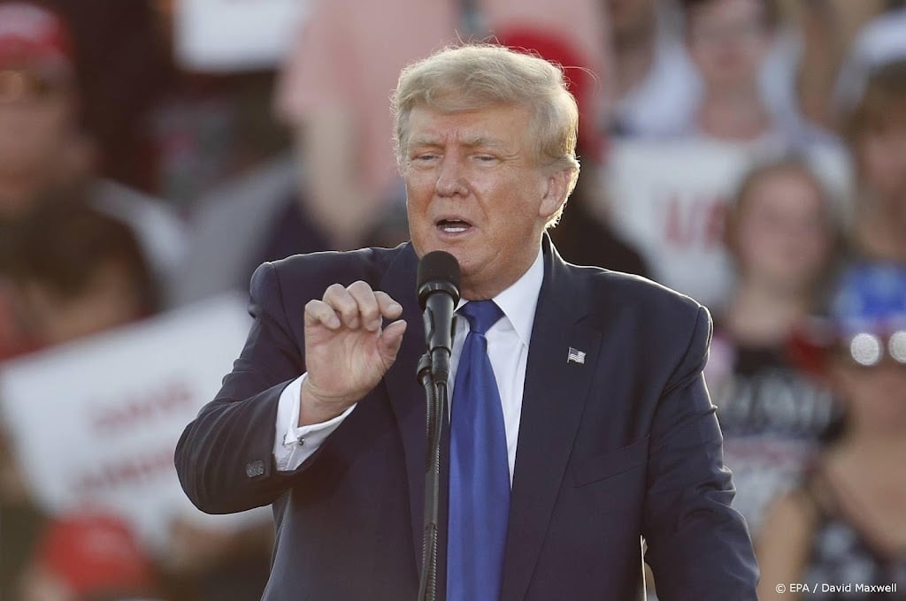 Trump moet dagelijks boete betalen om achterhouden documentatie