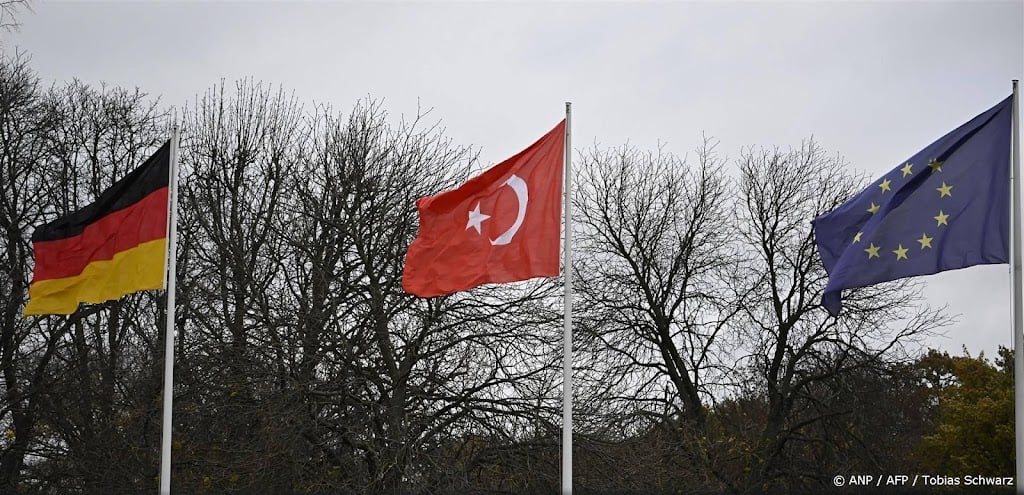 EU-hof: wie Turk wordt mag niet zomaar EU-nationaliteit verliezen